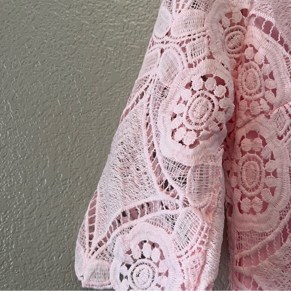 Luxe lace bodycon dress - Picture 6 of 9